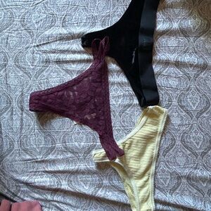 3 pairs of thongs